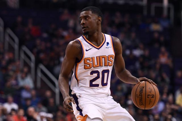 浓眉复出31+9詹姆斯21+12+13 湖人送76人5连败