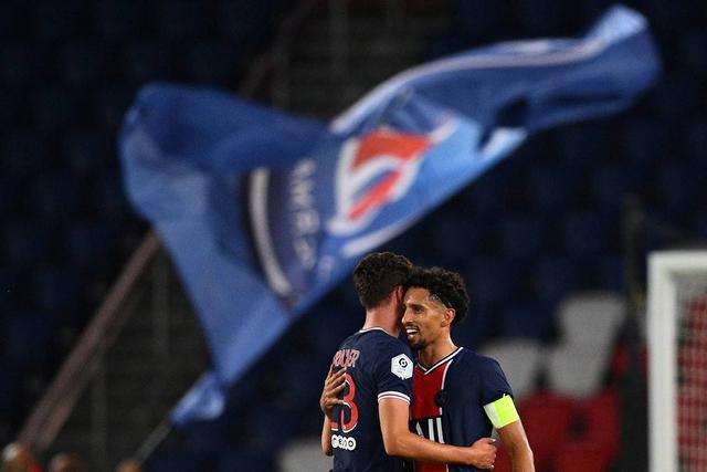 约克38+9浙江大胜宁波 高诗岩11+11山东胜吉林